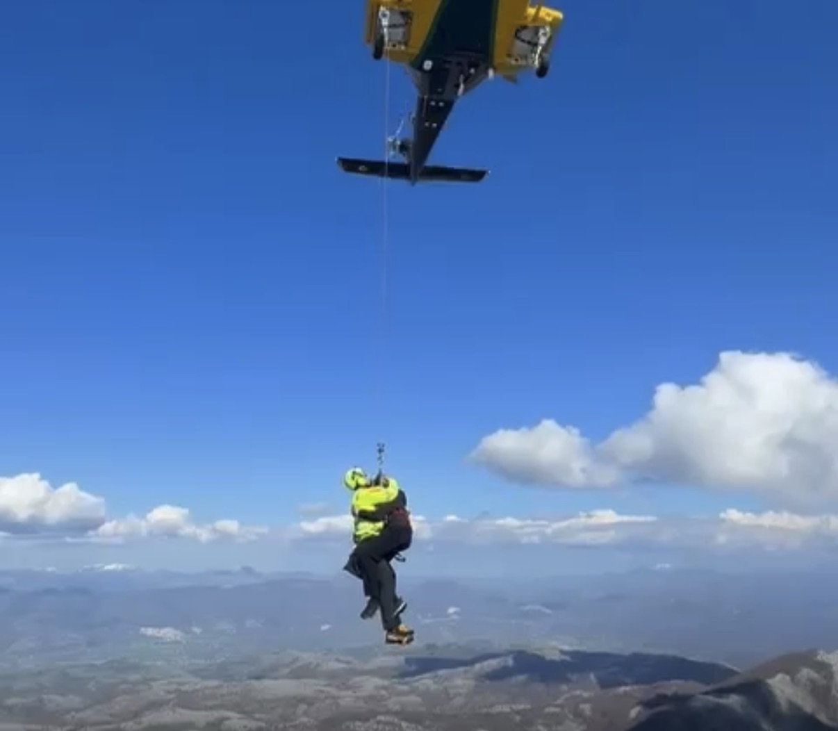 Recuperati due escursionisti sul Cervati, intervento del soccorso alpino