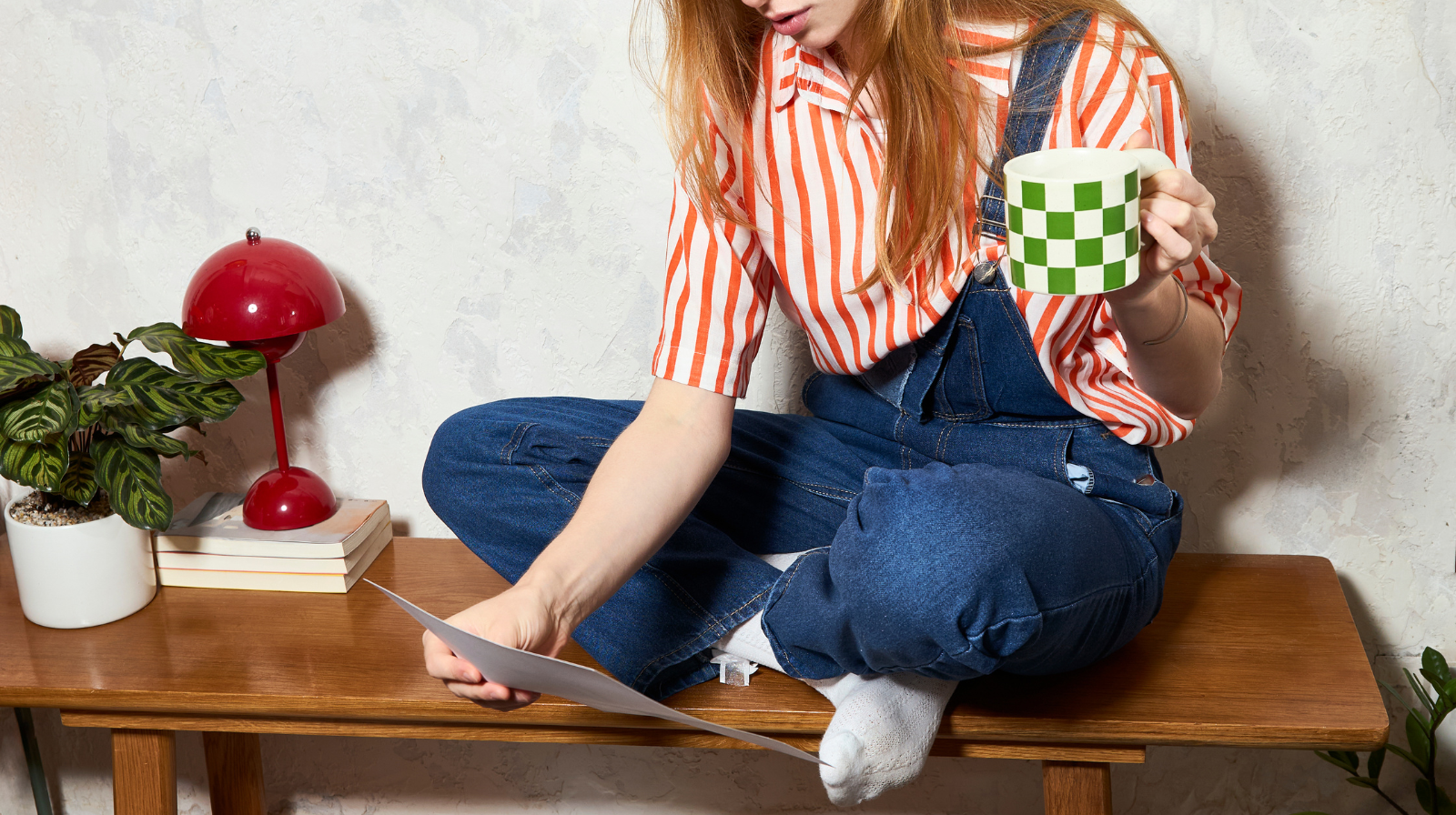 Salopette, dal workwear alla moda: il trend della stagione primaverile