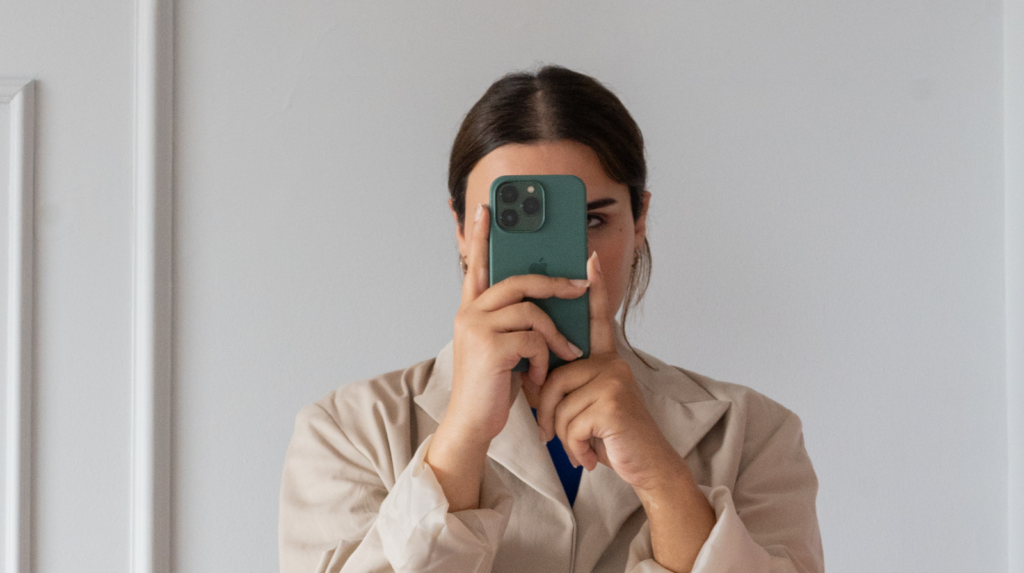 Nuovi smartphone, nuovi design: cosa sta cambiando davvero