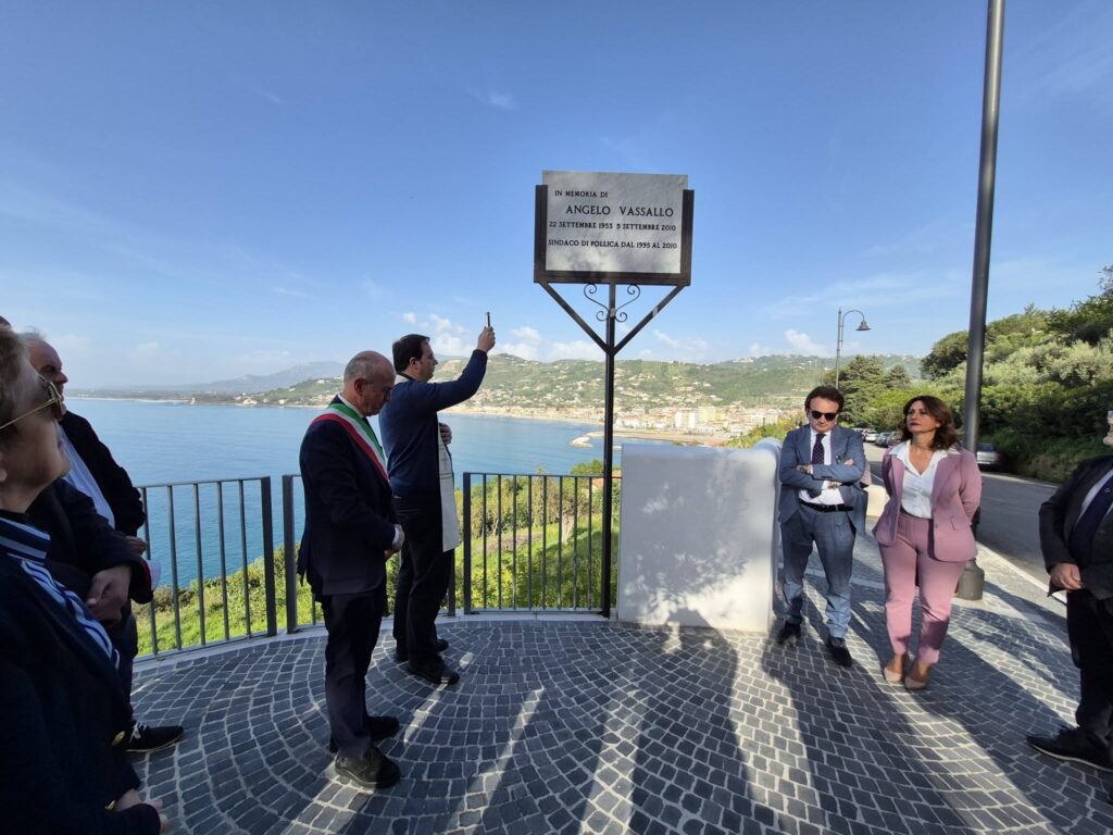 Agropoli: intitolato ad Angelo Vassallo lo slargo panoramico di via Carmine Rossi