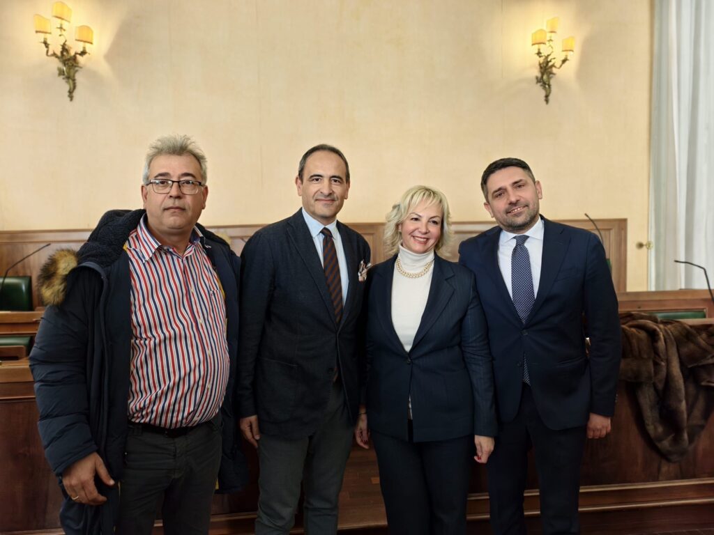 Strade provinciali, il centrodestra a Pisani: “Disponibili al dialogo ma criticità storiche”