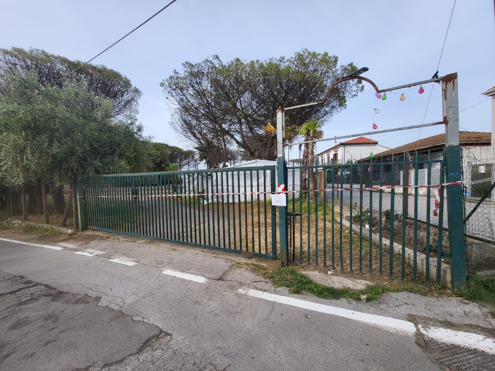 Paestum, blitz contro l’abusivismo: sequestrata area di 3mila mq nel cuore della zona vincolata