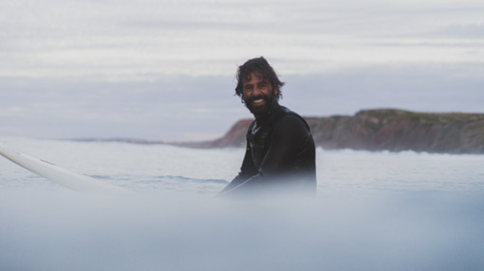 Hugo Vau, l’uomo che ha guardato negli occhi l’onda più grande del mondo