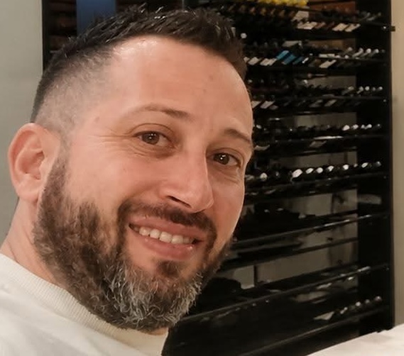 Tragico incidente in Toscana: muore a 41 anni Benito Vasile, il Cilento in lutto