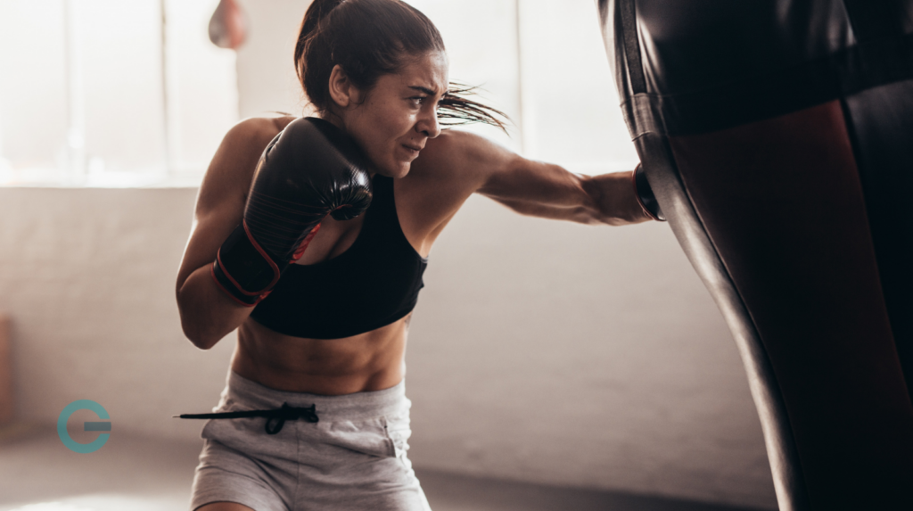 Kickboxing, energia e controllo: i benefici di una disciplina in crescita