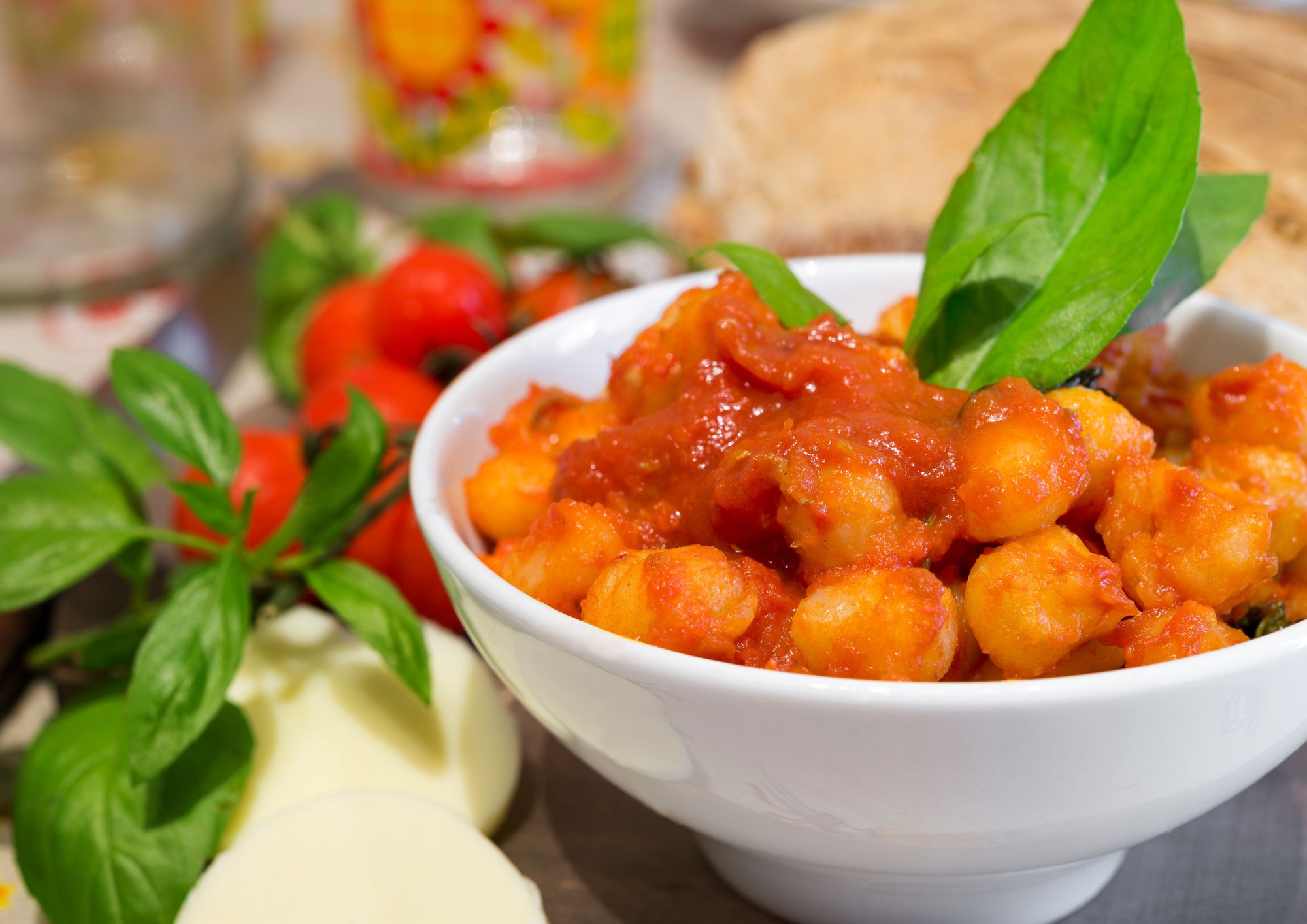 Gnocchi alla sorrentina: il profumo del forno tra Sorrento e Napoli