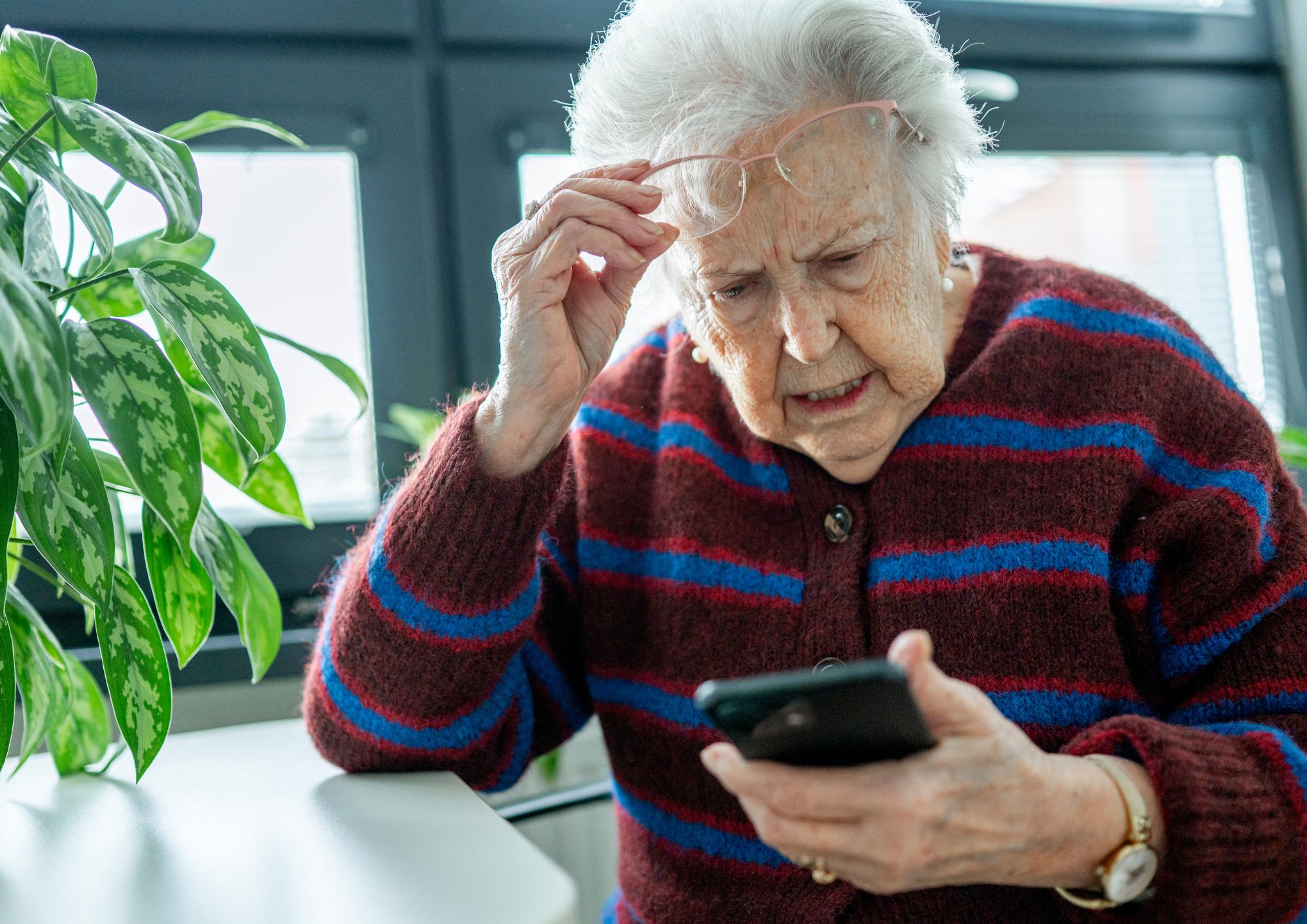 Come riconoscere una truffa online: segnali, tecniche e difese