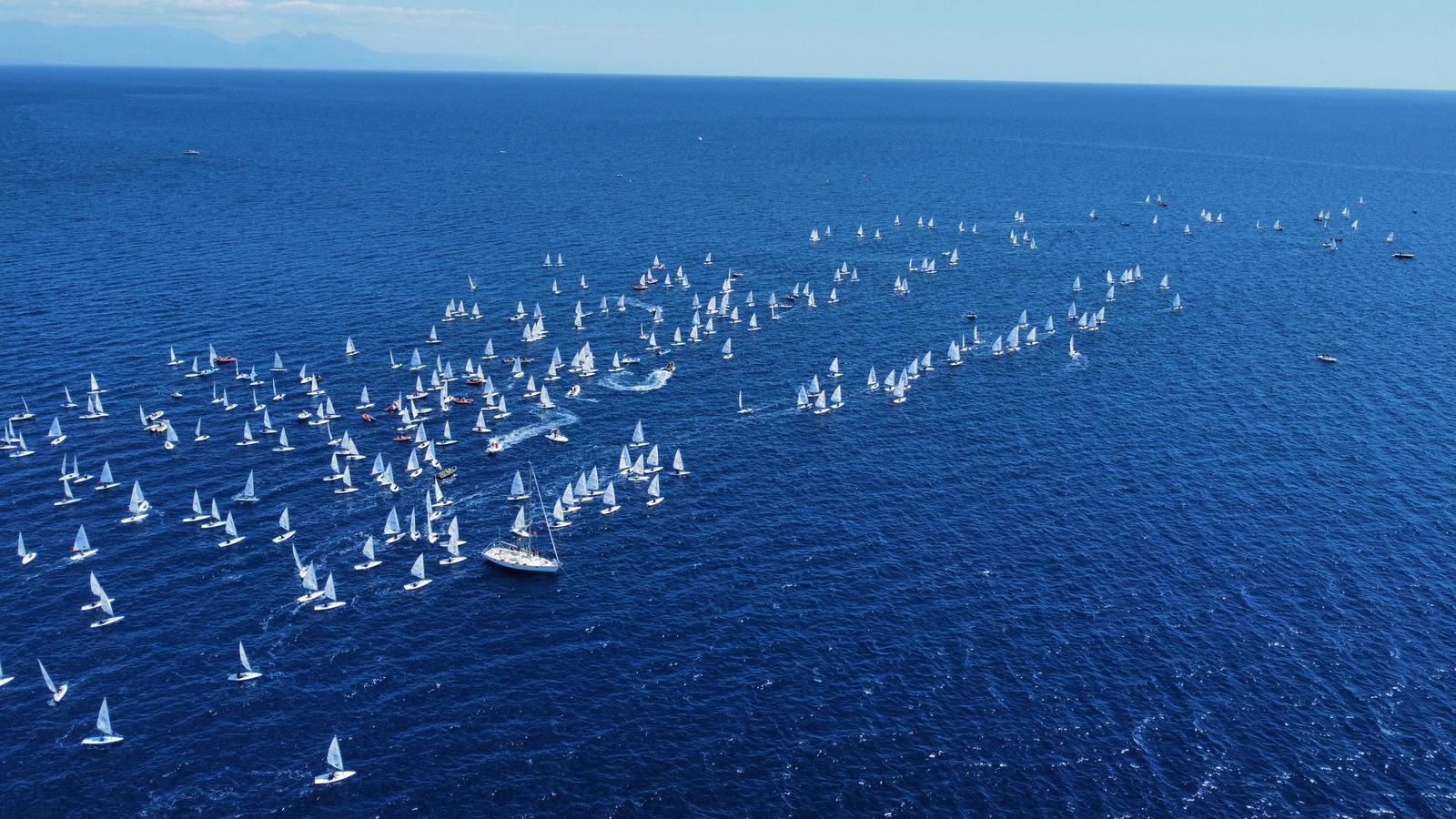 Marina di Camerota, la vela traina la Blue Economy: sinergia tra circolo velico, porto e Comune dopo la Regata ILCA