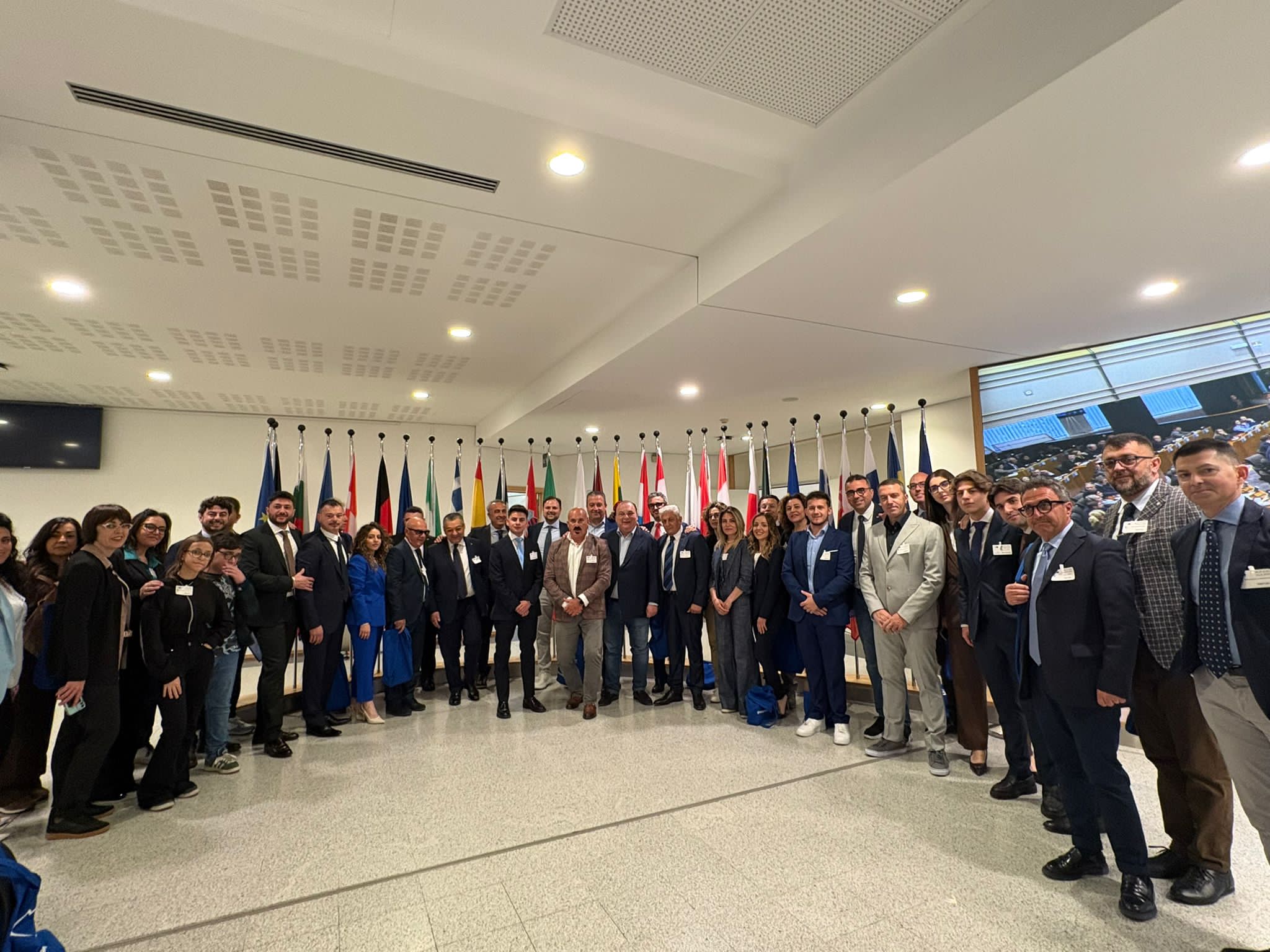 Una delegazione di amministratori cilentani al Parlamento Europeo di Bruxelles: focus su istituzioni e fondi UE