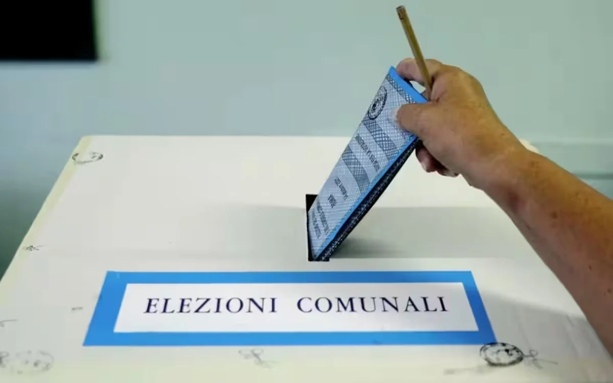 Comunali 2026 in Campania: affluenza primo giorno al 52%