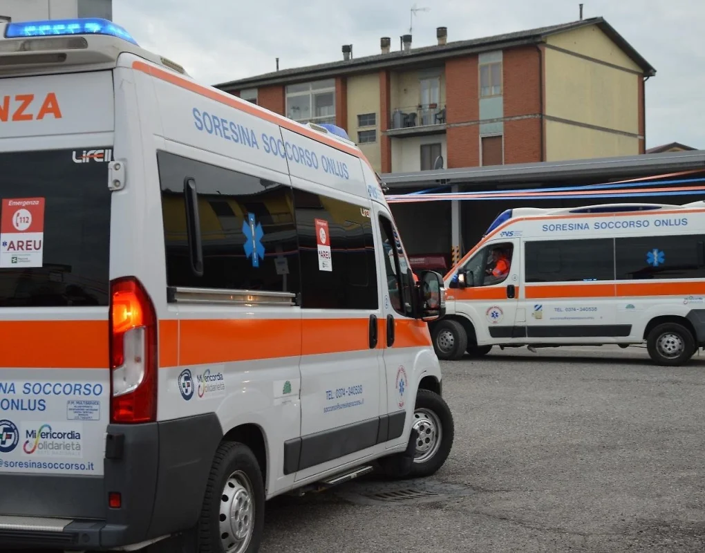 Incidente a Salerno: pedone investito da un’auto e trasportato in ospedale