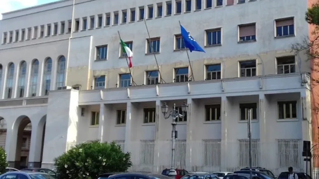 Salerno: prefettura autorizza il cambio di cognome per due fratelli minorenni