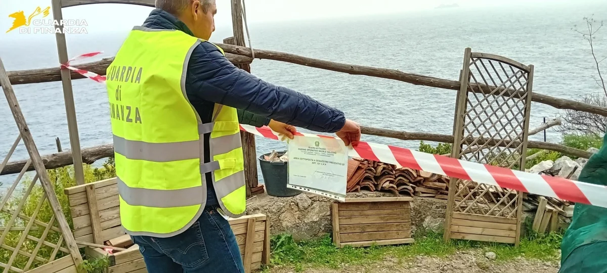 Lottizzazione abusiva a Castellabate: la Cassazione conferma il sequestro del complesso edilizio