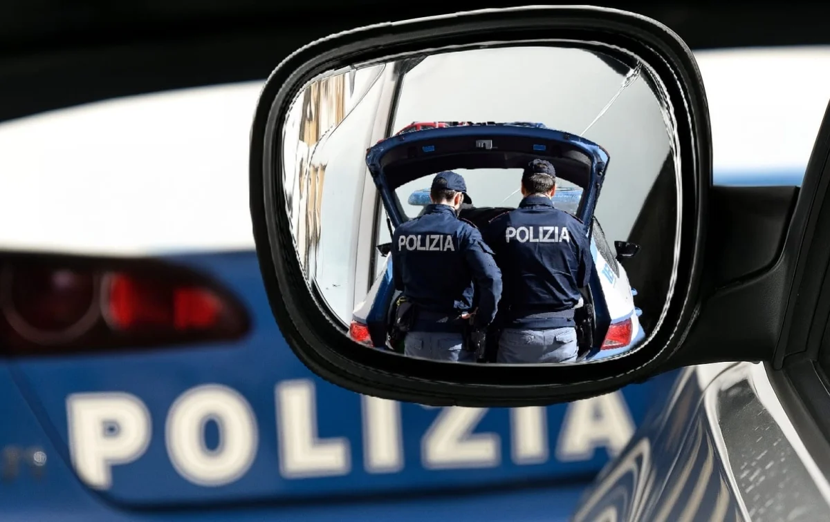 Truffa dello specchietto a Capaccio Paestum: una ventenne sfugge al raggiro