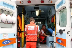 Tragedia al cardarelli: donna di Roccadaspide muore precipitando dal terzo piano