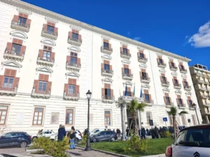 Elezioni provinciali di Salerno: sfida tra Parente e Aliberti il 4 maggio