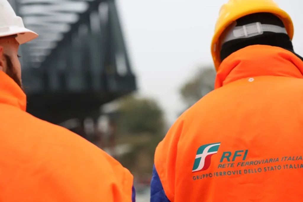 Linea Napoli-Salerno, stop ai treni per lavori: disagi fino a giugno