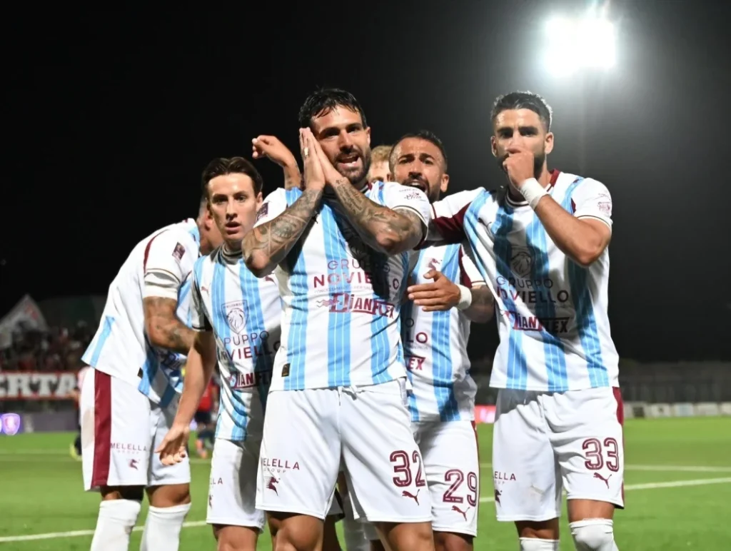 Play-off Lega Pro, la Salernitana espugna Caserta dopo 44 anni: mercoledì il ritorno