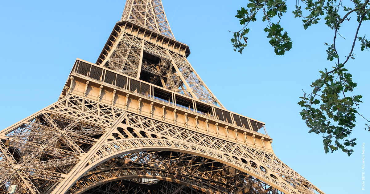 6 maggio: il Sacco di Roma, la nascita della Torre Eiffel e le tragedie del Novecento che hanno segnato la storia