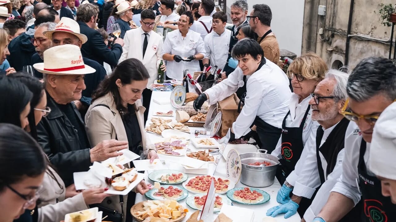 Vietri sul Mare, torna il “Divina Food Experience”: protagoniste le eccellenze enogastronomiche della Costiera