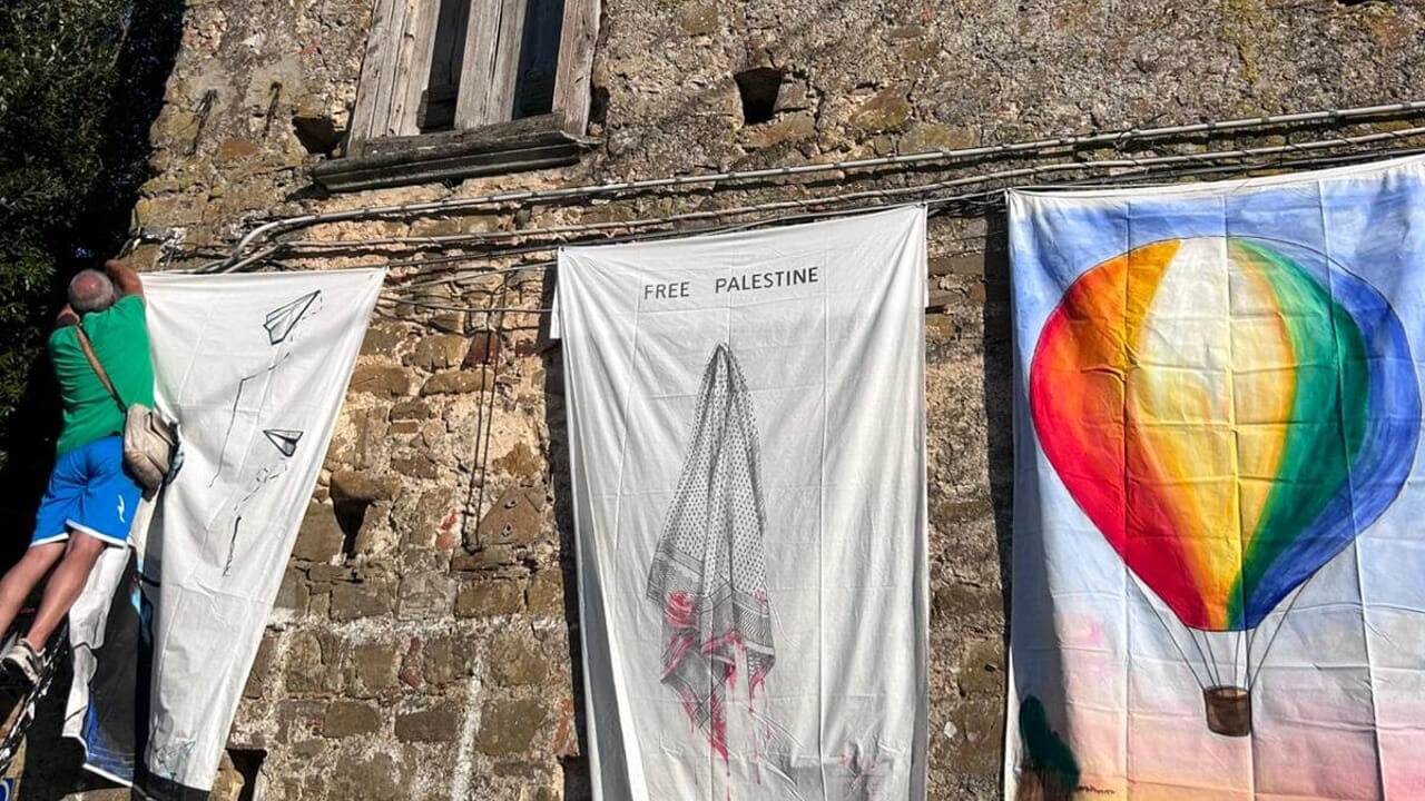 Lenzuola d’Arte torna a Cicerale: il borgo si trasforma in una galleria a cielo aperto per tutta l’estate