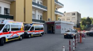 Casal Velino, violento scontro tra moto e auto: grave un giovane di 20 anni