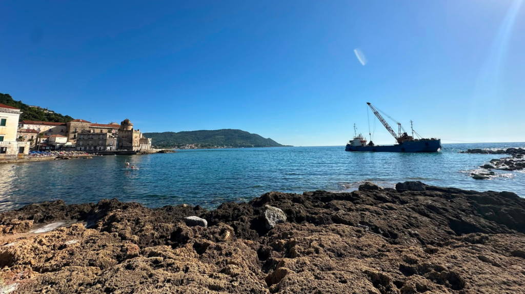 Erosione costiera, a Castellabate si completa il varco sommerso di “Marina piccola”