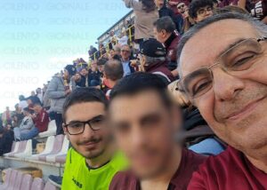 Salerno, padre e figlio insieme all’esame di maturità: la storia che emoziona la scuola