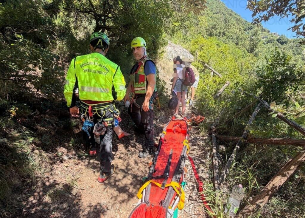 Escursioniste ferite lungo la Valle delle Ferriere, doppio intervento del Soccorso Alpino
