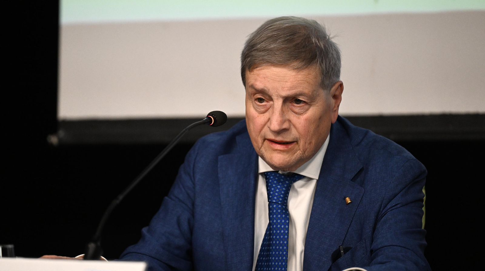 Case di comunità, D’Angelo: «Il rischio è la regionalizzazione della medicina territoriale»