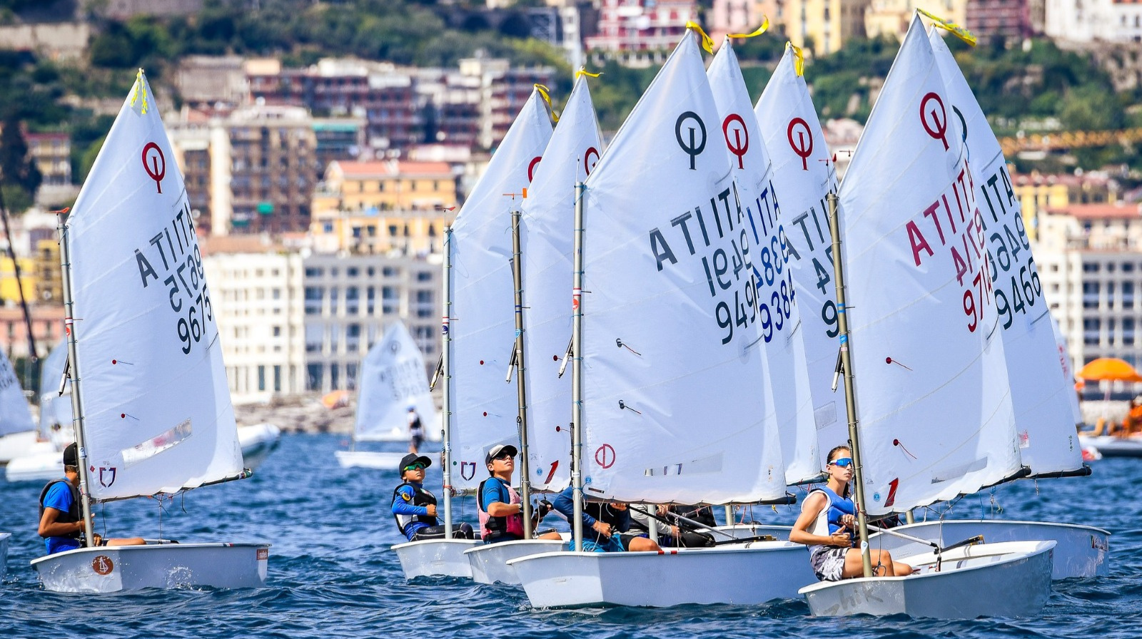 Il mare piace ai più piccoli, il Vela summer camp  conquista le famiglie salernitane