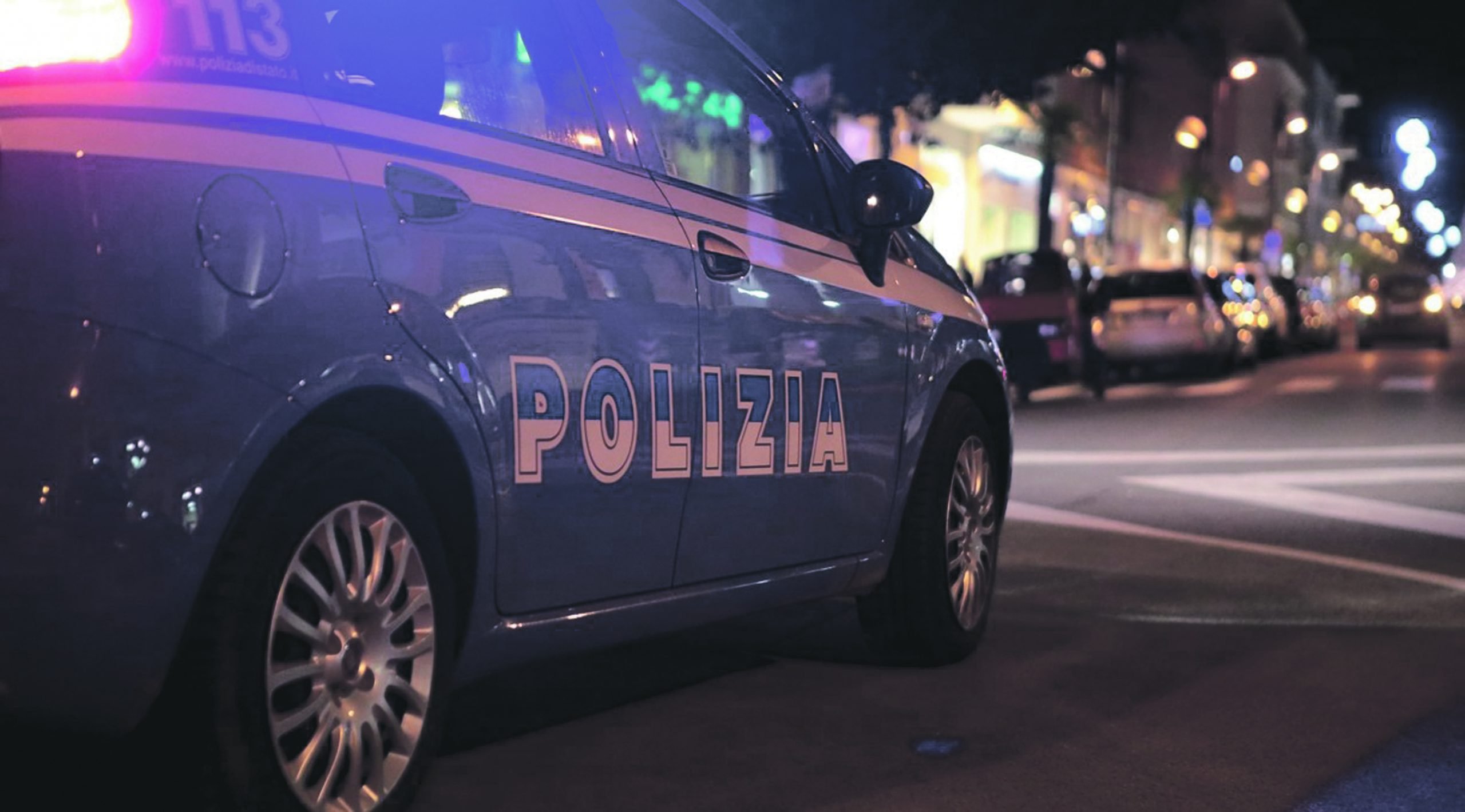 Giovane 27enne accoltellato nella notte nel Salernitano: indaga la polizia