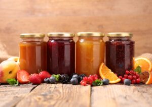Dalle albicocche ai fichi: le marmellate dell’estate tra tradizione e sapori sorprendenti