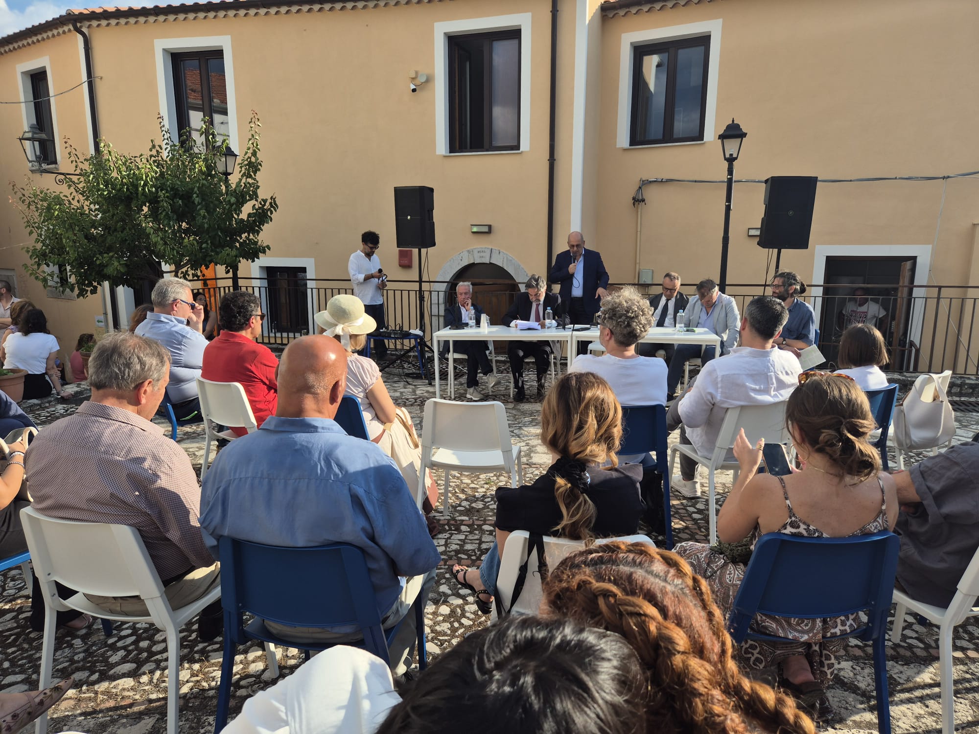 Inaugurata Opera Paese, la restituzione pubblica di cinque anni di ricerca di Archivio Atena