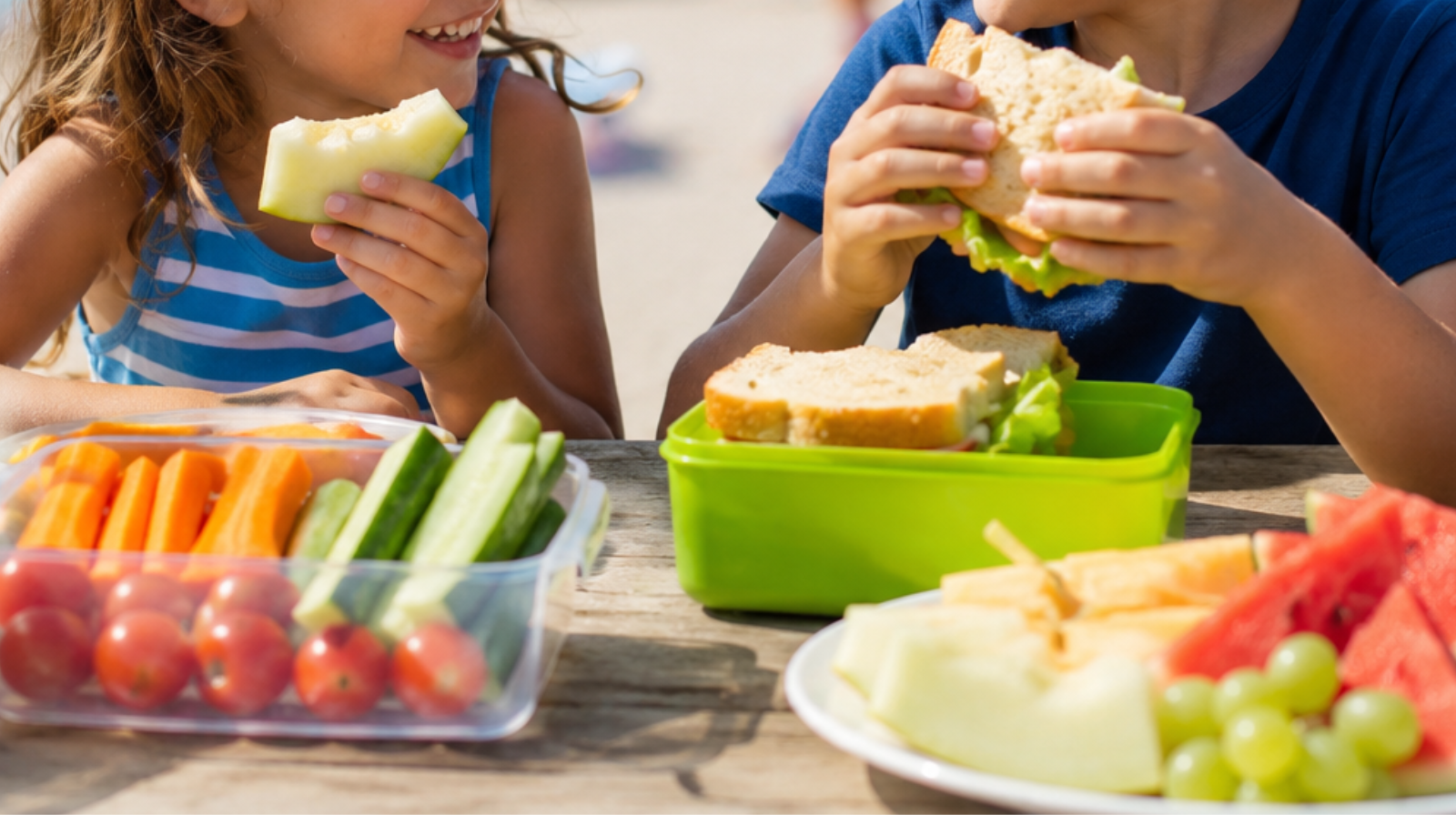 Bambini, dieta estiva: le regole per un’alimentazione corretta in vacanza
