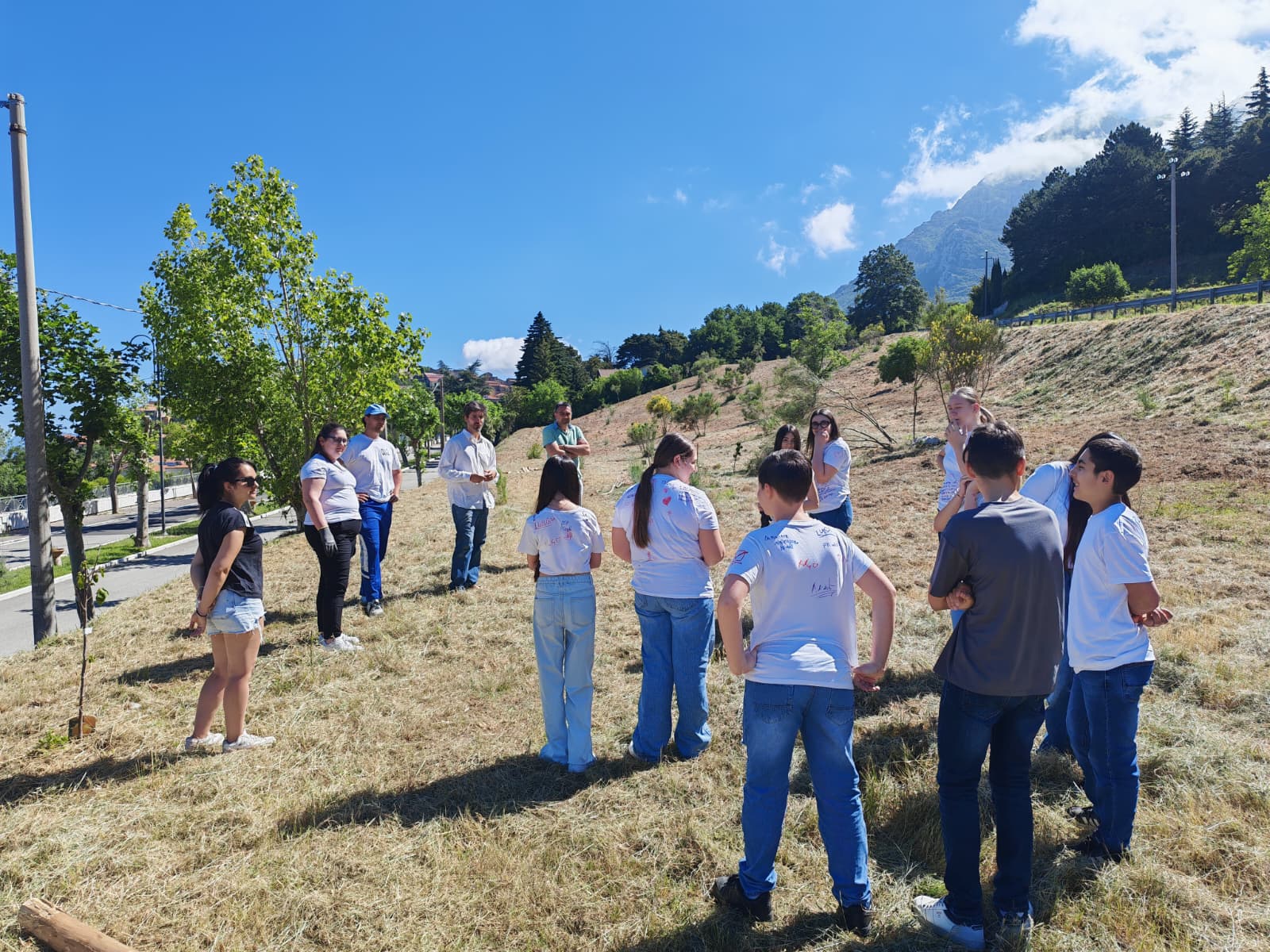 Postiglione apre le porte del “Sentiero delle Relazioni”: un parco costruito insieme