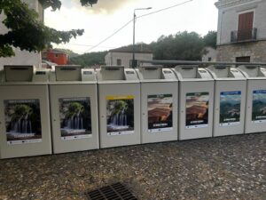 Casaletto Spartano cambia passo sulla raccolta differenziata: investimenti per oltre 567mila euro