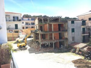 Palinuro, si chiude dopo sette anni il contenzioso sul recupero di un immobile nel centro del paese: il TAR dichiara irricevibile l’ultimo ricorso