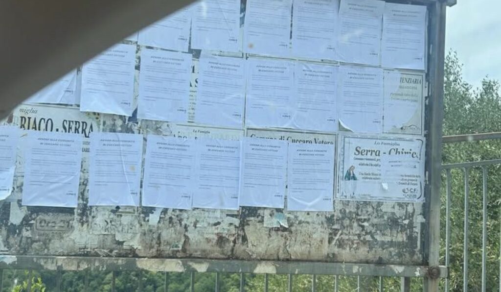 Cuccaro Vetere, manifesti anonimi firmati “La Cupola”: tensione in paese