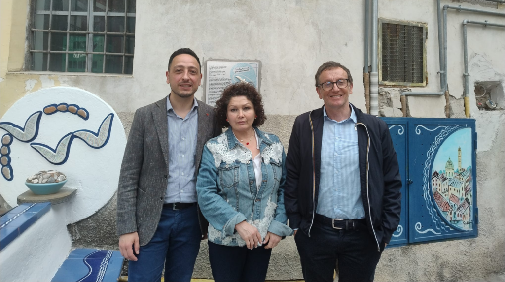 Balneazione vietata a Vietri sul Mare, l’opposizione: “Gestione del mare inesistente”