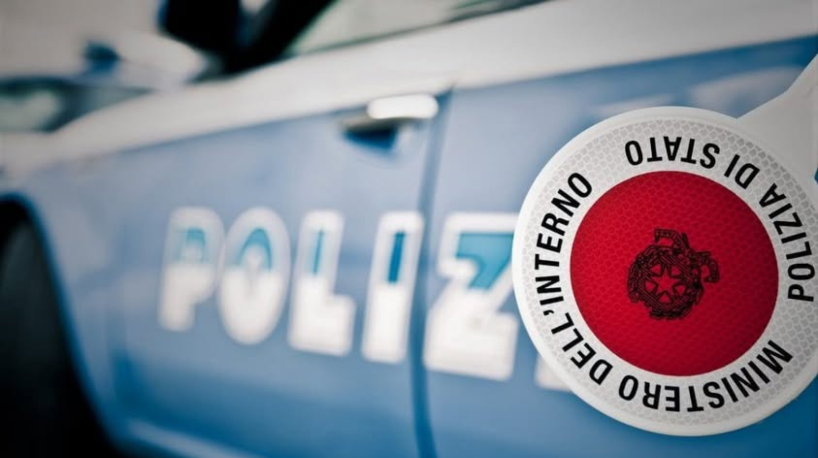 A2, sequestrati oltre 33 chili di hashish tra gli svincoli di Petina e Polla: un arresto