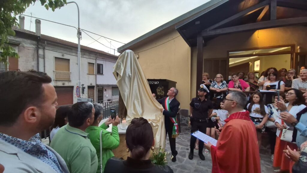 Sala Consilina, inaugurata la nuova area nei pressi della chiesa di Sant’Antonio