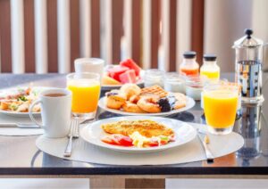 Colazioni nei B&B: cosa prevede la normativa in Italia