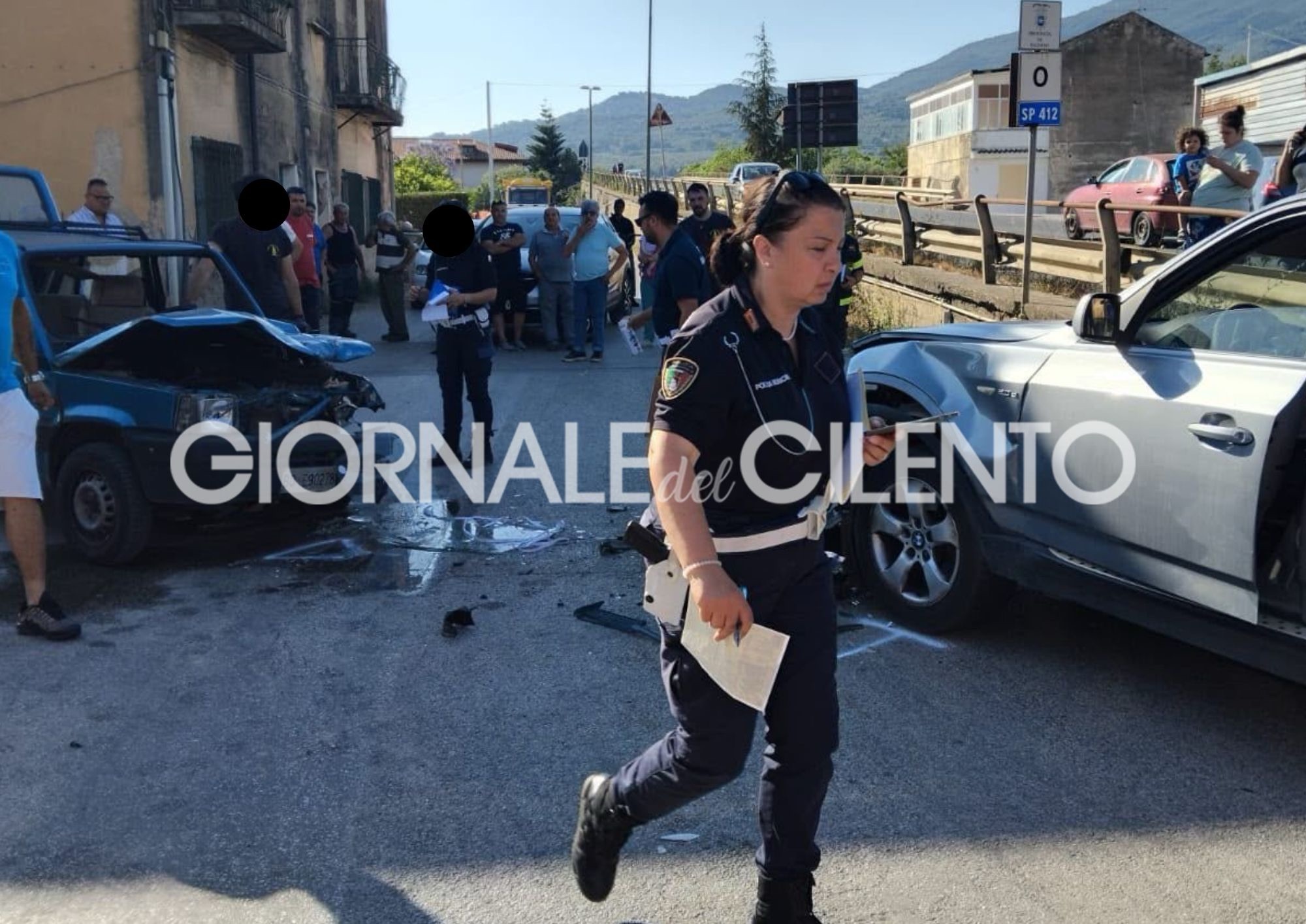 Scontro tra due auto in via Casarsa a Eboli: due feriti, uno in ospedale