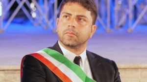 Ascea, il sindaco Sansone revoca l’incarico di vicesindaco e assessore a Pietro D’Angiolillo