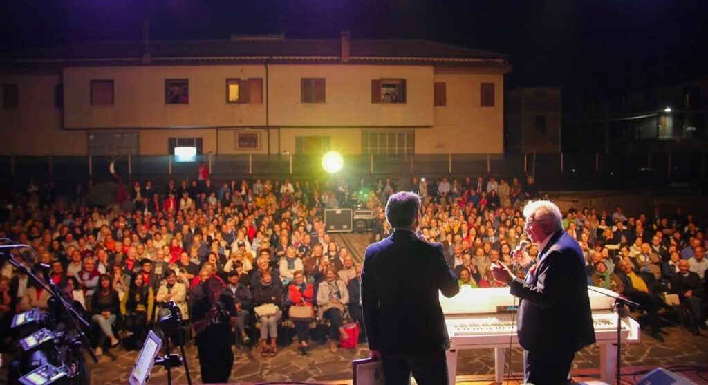 Musica: addio a Peppino Di Capri, il ricordo di Sassano per il concerto del 2016