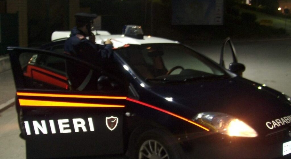 Polla, atti osceni sul lungofiume: giovane denunciato dai carabinieri