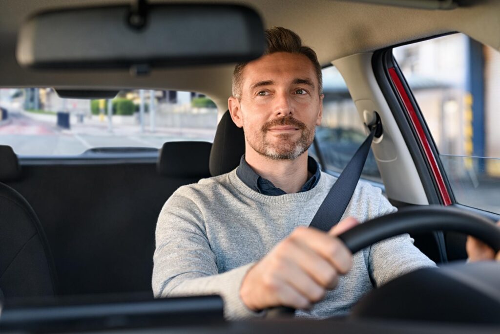 “Ma chi ti ha dato la patente?”: Solo l’8,3% degli automobilisti campani supererebbe oggi l’esame di teoria
