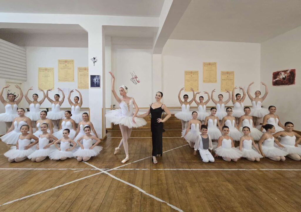 Danza: a Sapri in scena “Piume nella Tempesta”, tra ‘Lago dei Cigni’ e ‘Maleficent’