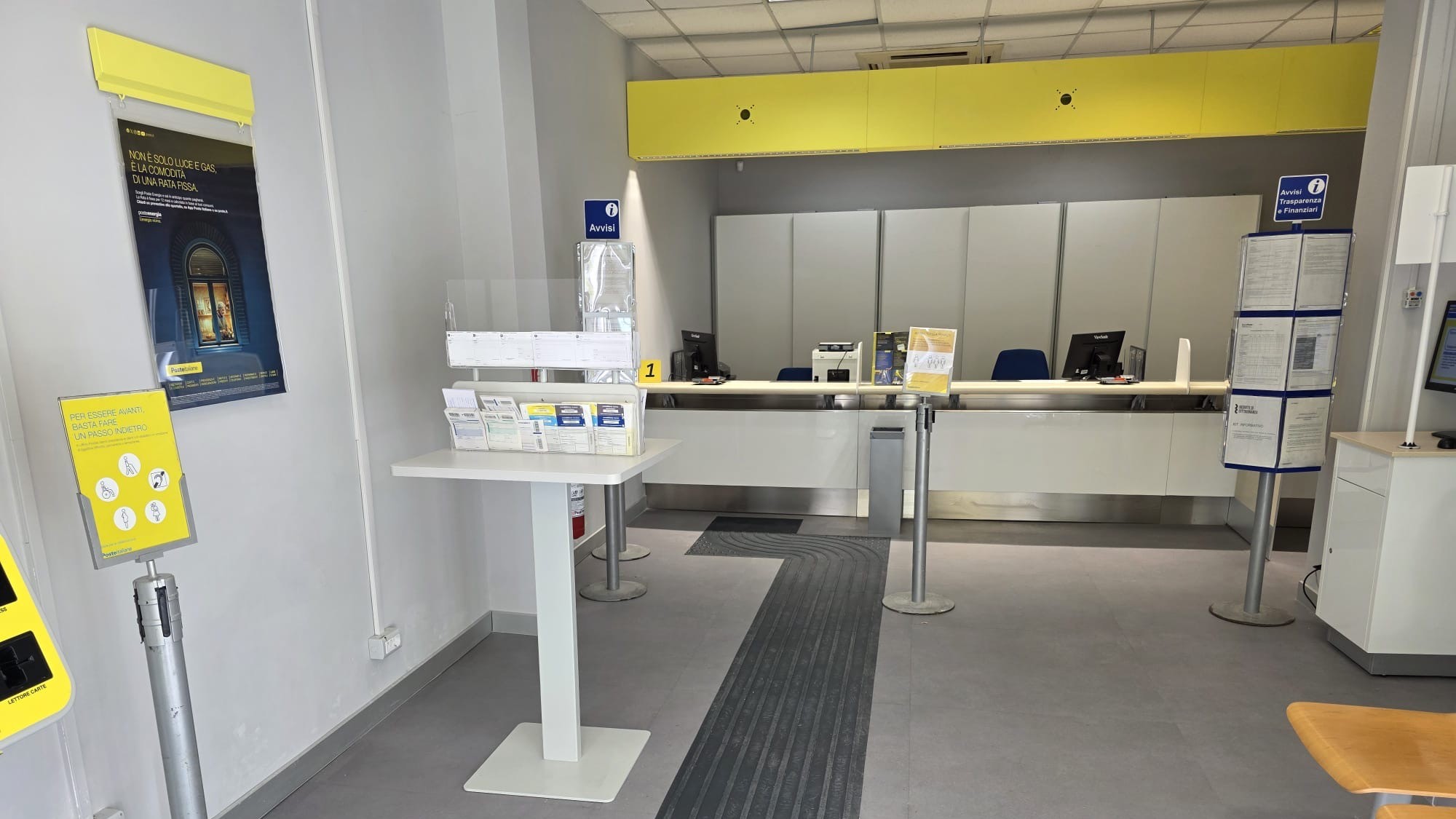 Riaprono gli uffici postali di Cetara, Auletta e Palomonte: attivi i servizi Polis e il rilascio dei passaporti